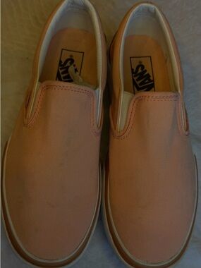 Vans Platform Slip-On Sneakers Women’s Peach Pink Size 7.5